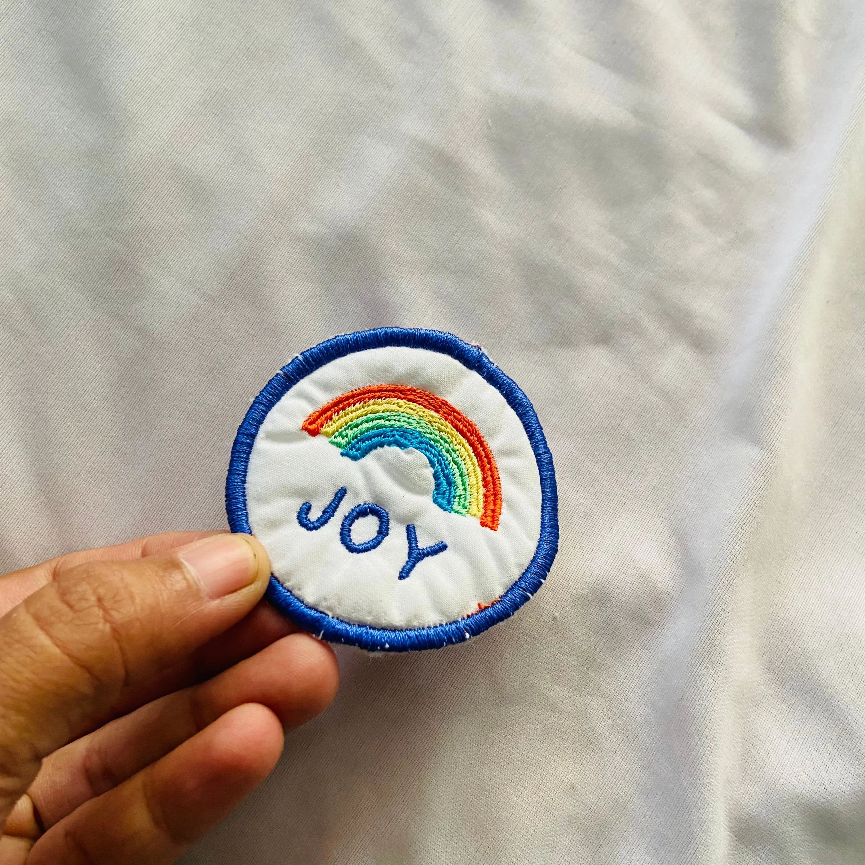 100% customised badge pins