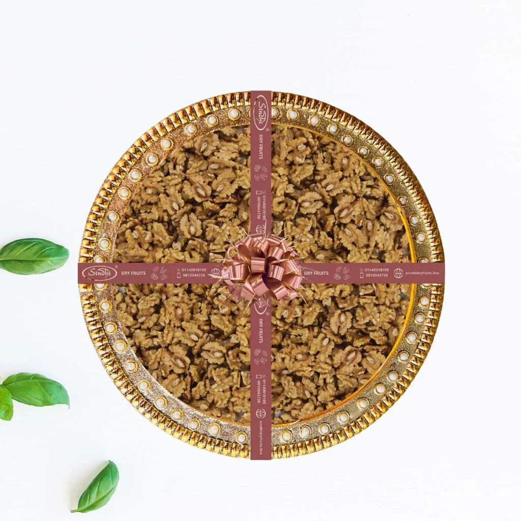 Gift Pack Containing White Walnuts