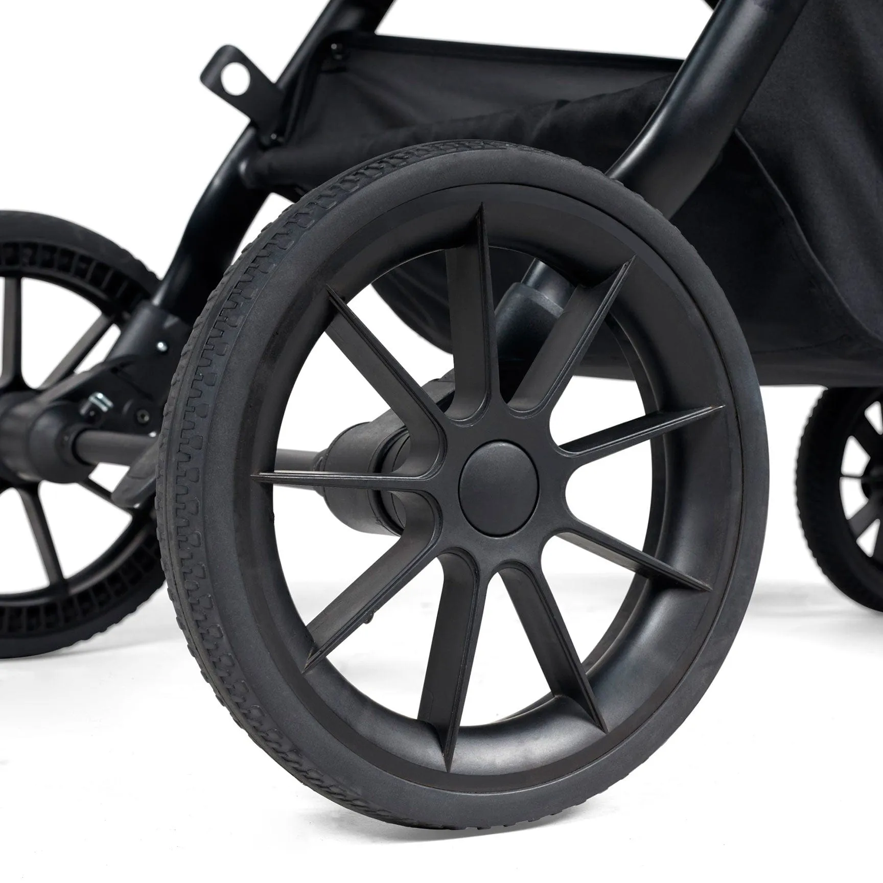 Ickle Bubba Cosmo All-in-One I-Size Travel System with Isofix Base in Black/Graphite Grey