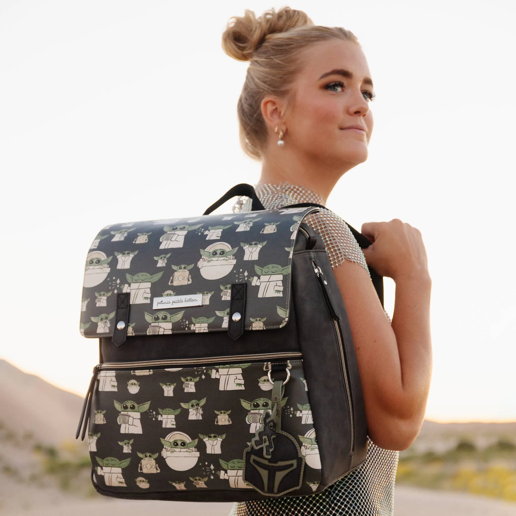 META BACKPACK - THE CHILD