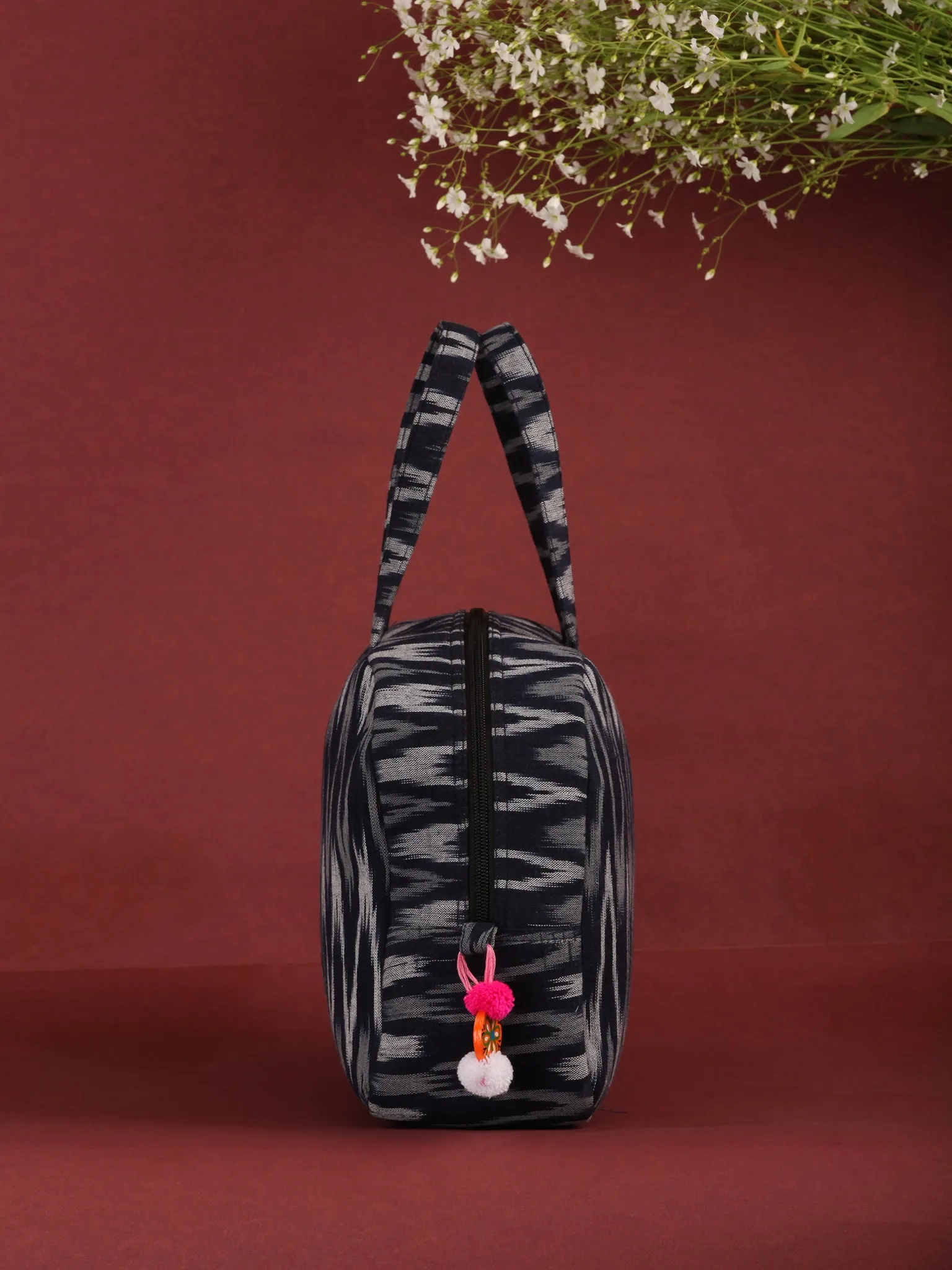 Navy Grey Ikat Bucket Style Hand Bag - B0706