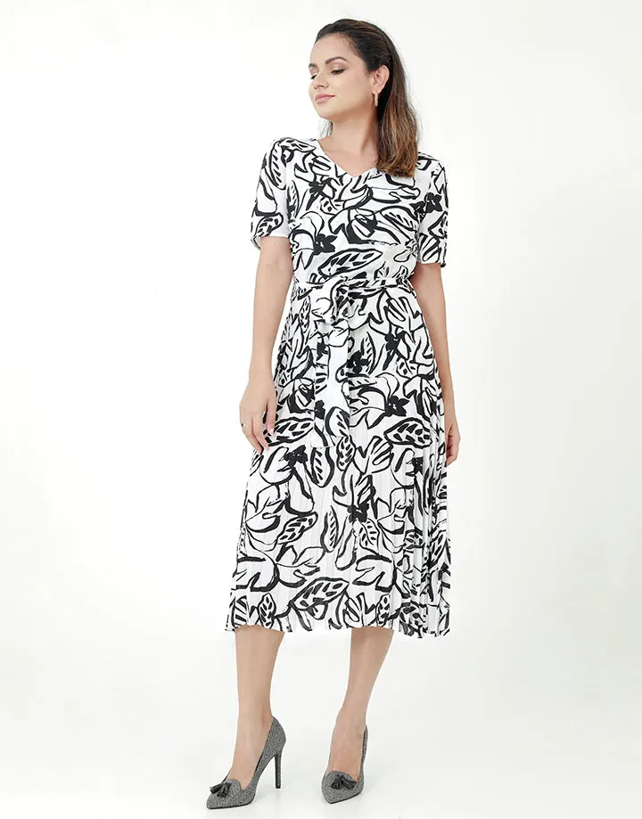 Printed Permanent Pleated Dress