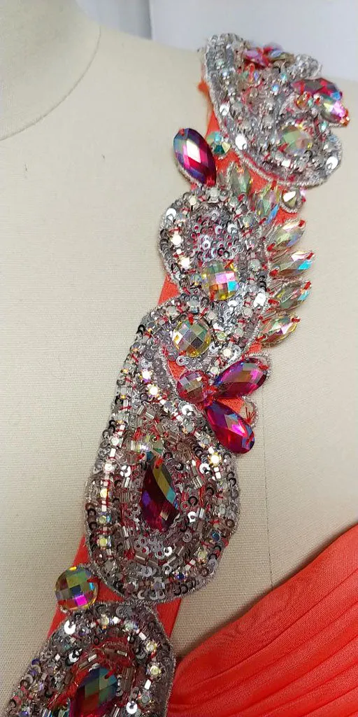 *VINTAGE GLAMOROUS NITE MOVES SPARKLING JEWELED, SEQUIN & BEADED ONE SHOULDER GODDESS EVENING GOWN IN TANGERINE
