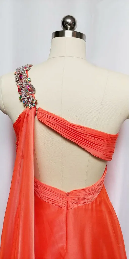 *VINTAGE GLAMOROUS NITE MOVES SPARKLING JEWELED, SEQUIN & BEADED ONE SHOULDER GODDESS EVENING GOWN IN TANGERINE